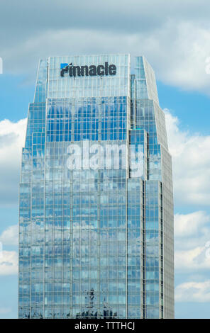 Der Pinnacle an der Symphonie Place Office Tower head Office von Pinnacle Financial Partners Nashville Tennessee USA. Stockfoto