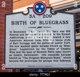 Ein Zeichen außerhalb des Ryman Auditorium, in dem die Geburt der Bluegrass Music in Nashville, Tennessee USA. Stockfoto
