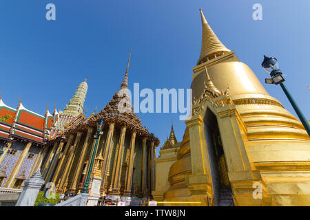 Bangkok Thailand: - Feb 2, 2018: - Wat Phra Kaew, Tempel des Smaragd Buddha, volle offizielle Bezeichnung Wat Phra Si Rattana Satsadaram in Bangkok, Thailand Stockfoto