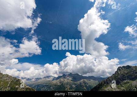 Italienische Alpen mit Gipfeln im Nationalpark Adamello Brenta. Trentino Alto Adige, Norditalien, Europa Stockfoto