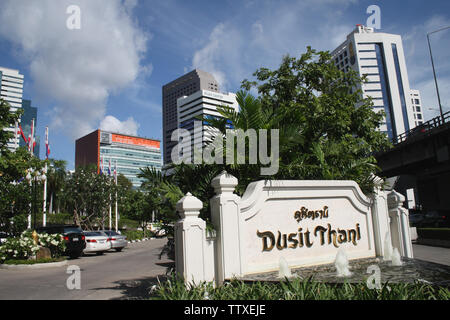 Haupteingang eines Hotels, Dusit Thani Hotel, Bangkok, Thailand Stockfoto