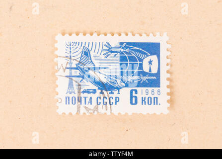 CCCP - ca. 1966: eine Briefmarke CCCP gedruckt zeigt Technologie aus der CCCP, ca. 1966 Stockfoto