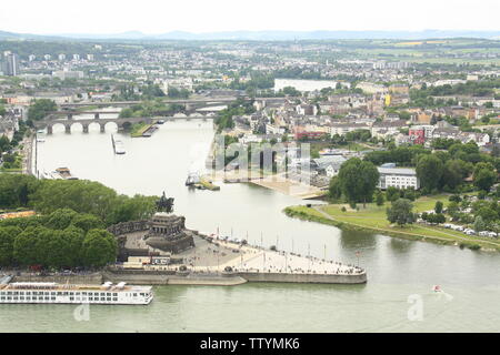 Koblenz. Juni -09-2019. Deutsches Eck das Zusammenkommen von Rhein und Mosel in Koblenz. Deutschland Stockfoto