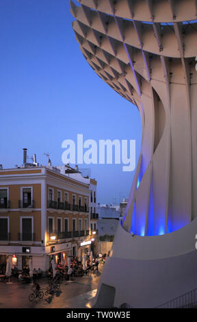 Spanien, Andalusien, Sevilla, Metropol Parasol, Plaza de la Encaracion, Stockfoto