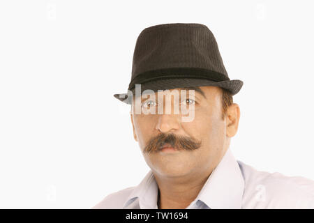 Porträt eines Mannes mit Hut Stockfoto