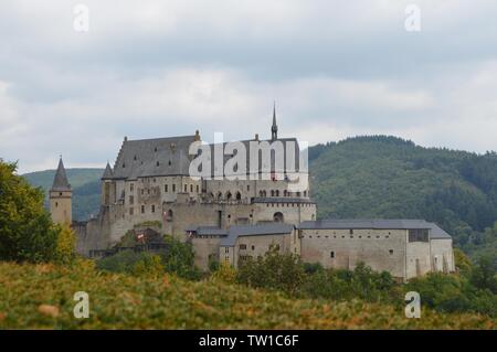 Schloss Bourscheid Luxemburg Stockfoto