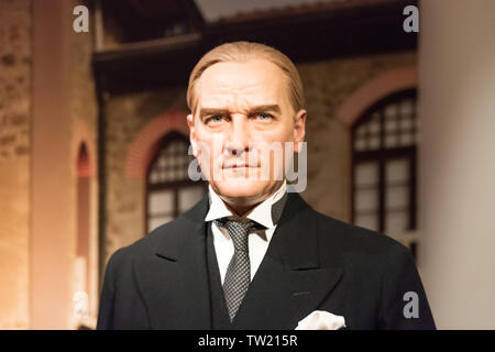 ISTANBUL, Türkei - 16. MÄRZ 2017: Mustafa Kemal Atatürk Wachsfigur bei Madame Tussauds Wax Museum in Istanbul. Stockfoto