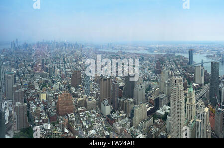 Epische Blick auf Manhattan und das Empire State Building von OWO - Eine Welt Sternwarte, New York City, New York, USA Stockfoto