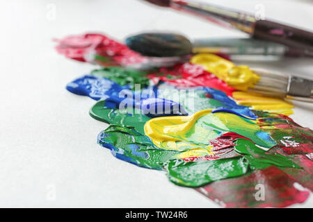 Bunten Ölfarben auf Papier, Nahaufnahme Stockfoto