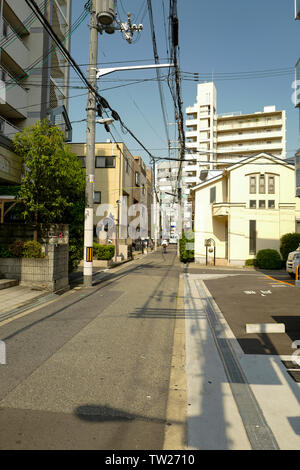 Osaka, Japan, 29., Mai, 2017. Die Landschaft Blick auf die Straße. Osaka ist eine Stadt in der Kansai-region Japans. Stockfoto