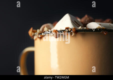 Tasse Kakao mit Marshmallows, Nahaufnahme Stockfoto