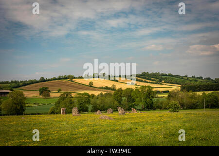 Die Nordöstliche Steinkreis der späten Jungsteinzeit/Frühen Bronzezeit Steinkreise in Stanton zeichnete, Somerset, Großbritannien Stockfoto