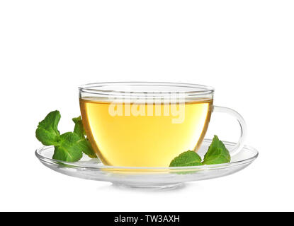 Heiße Tasse aromatischen Kaffee mit zitronenmelisse auf weißem Hintergrund Stockfoto
