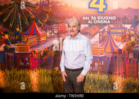 Roma, Italien. Juni, 2019 18. Italienische Schauspieler Massimo Dapporto Photocall in Rom der Film "Toy Story 4" mit den Italienischen Synchronsprecher des Films Quelle: Matteo Nardone/Pacific Press/Alamy leben Nachrichten Stockfoto