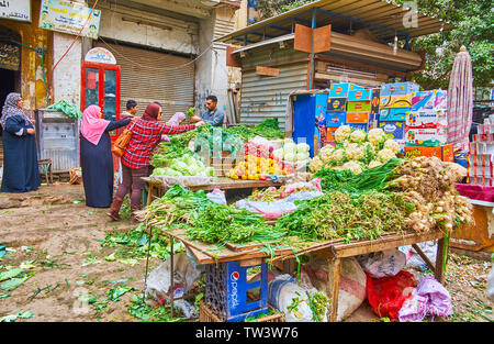 Kairo, Ägypten, 22. Dezember 2017: Das frische Gemüse im Stall von Souq als Sebaeyin Markt, am 22. Dezember in Kairo. Stockfoto