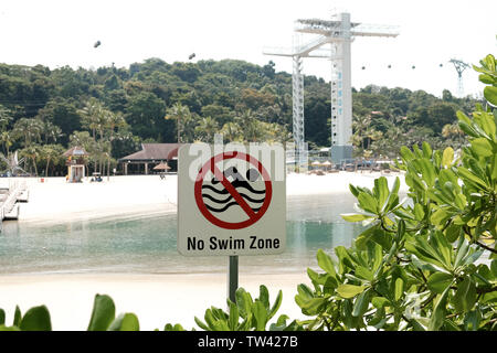 47 Meter Bungy Jump Turm auf der Insel Sentosa Singapur Stockfoto