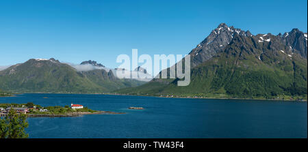 Sildpollnes Kirche, Lofoten, Norwegen. Stockfoto