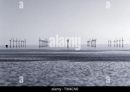 Große Windparks in der Nähe von Kopenhagen in Dänemark Stockfoto