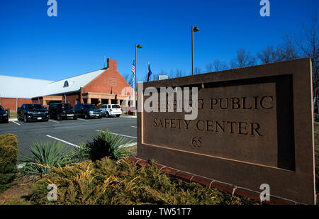 UNITED STATES - 02-06-2017: Leesburg Police Department, 65 Plaza St NE. Die Erweiterung der Konzernzentrale Leesburg Polizei am Plaza Stree Stockfoto