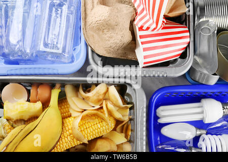 Viele Container mit Garbage, Ansicht von oben Stockfoto