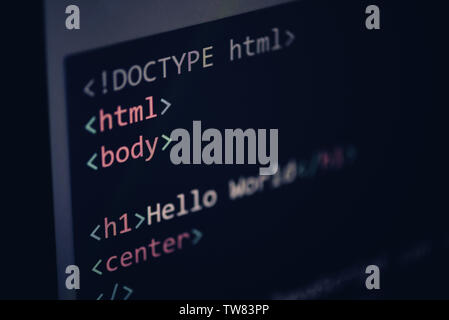 Html Code/html 5 Computer language Programmierung Javascript code Internet Text Editor Komponenten auf dem Display Stockfoto