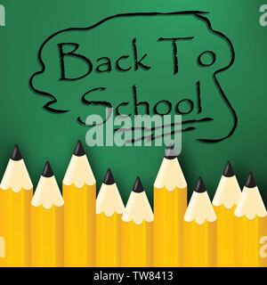 Realistische Zurück zu Schule Titel Poster Design in eine Tafel mit der Schule Elemente in den Hintergrund. Editable Vector Illustration Stock Vektor