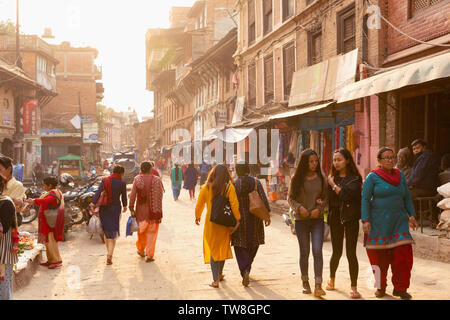 Stadt Straße, Bhaktapur, Provinz Nr. 3, Nepal, Asien Stockfoto