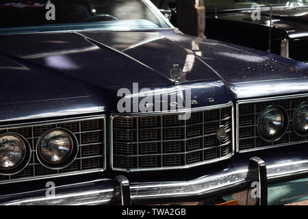 Ukraine, Lviv - Mai, 2019: Altes Auto Ford im Museum Stockfoto