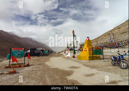 Chang La high mountain Pass in Ladakh, Jammu und Kaschmir, Indien. Stockfoto