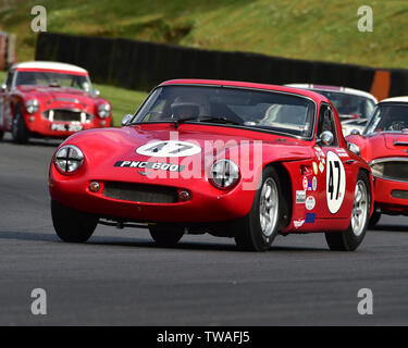 Malcolm Paul, Rick Bourne, TVR Grantura, Herren Treiber, Pre-66 GT Autos, Meister Historisches Festival, Brands Hatch, Mai 2019. Brands Hatch, classic c Stockfoto