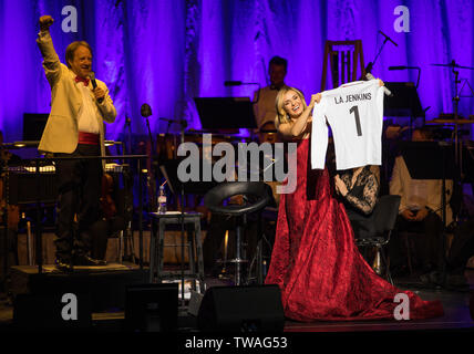 Katherine Jenkins führt im London Palladium mit: Katherine Jenkins Wo: London, Großbritannien Wann: 18. Mai 2019 Credit: Phil Lewis/WENN.com Stockfoto