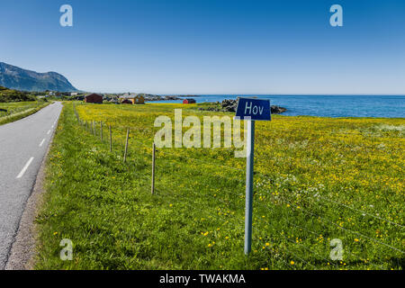 Hov Ortsschild, Norwegen. Stockfoto