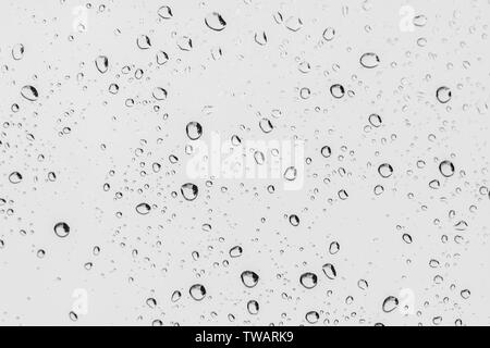 Hintergrund der Wassertropfen auf Glas Stockfoto