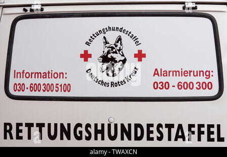 Fahrzeug des DRK Rettungshunde Staffel Stockfoto