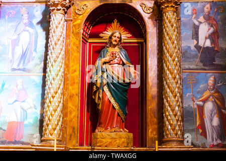 ESPORLES, SPANIEN - 17. FEBRUAR 2018: Das Herz Jesu Statue in der Kirche von Sant Pere in Esporles, Mallorca, Balearen, Spanien Stockfoto