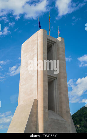 Kriegerdenkmal in der Nähe des Comer See in Italien. Stockfoto