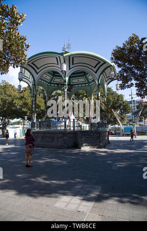 Las Palmas, Gran Canaria, Spanien - 31. Dezember 2017. Schöne Dekoration Musikpavillon in San Telmo Park an einem sonnigen Tag Stockfoto