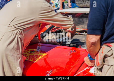 Novokuznetsk, Russia-June, 14 2019: Die 7. von Peking nach Paris Motor Challenge ist einzigartig in der Welt des Motorsports ein wahrer Ausdauer motor Rallye in Stockfoto