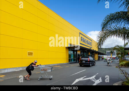 PaknSave Supermarkt, Whangarei, North Island, Neuseeland Stockfoto