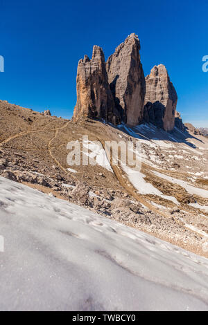 Tre Cime di Lavaredo, Sextner Dolomiten, Provinz Bozen, Trentino-Alto Adige/Südtirol, Italien Stockfoto