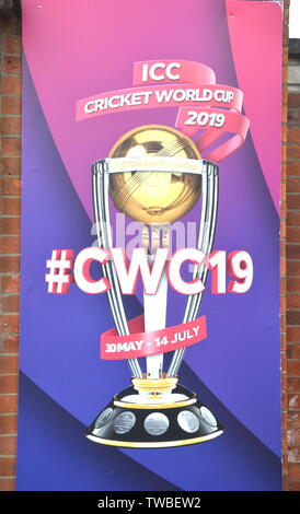 Beschilderung für das ICC Cricket World Cup 2019 in Lancashire Cricket Club, Old Trafford, Manchester. Die 2019 International Cricket Council (ICC) Cricket World Cup wird von England und Wales von Mai 30. bis 14. Juli 2019. Sechs Spiele werden im Old Trafford, Manchester, mehr als an jedem anderen Ort. Stockfoto