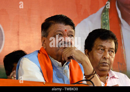 Kolkata, Indien. Juni, 2019 19. Bharatiya Janta Party oder BJP Nationaler Sekretär Kailash Vijayvargiya nimmt Teil an der BJP internen Besprechung bezüglich der Mitgliedschaft. Credit: Saikat Paul/Pacific Press/Alamy leben Nachrichten Stockfoto