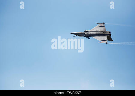 Paris-Le Bourget, Frankreich. 17 Juni, 2019. Präsentation der Dassault Rafale auf der 53 International Paris Air Show, Frankreich. Stockfoto