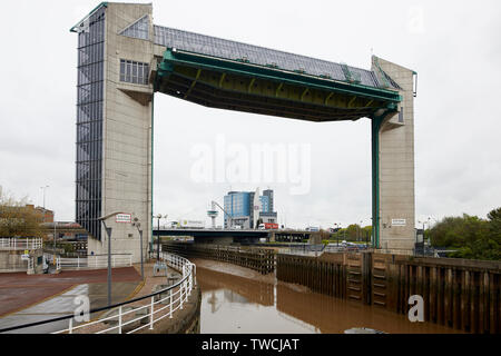 Kingston upon Hull, Myton Brücke Gezeiten Barriere an der Mündung des Flusses Rumpf Mündung Stockfoto