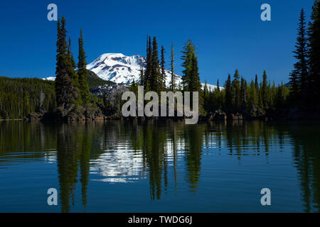 Südlichen Schwester von Sparks Lake Cascade Lakes National Scenic Byway, Deschutes National Forest, Oregon Stockfoto