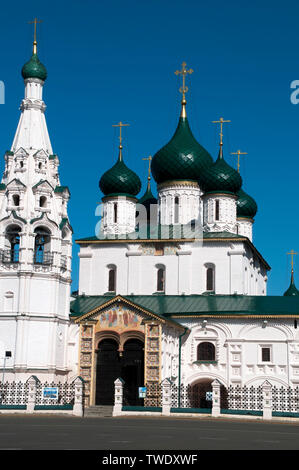 Yaroslavl Russland, Blick auf den Eingang zur Kirche von dem Propheten Elia Stockfoto