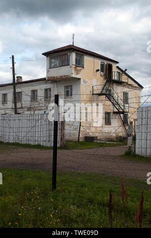 Perm, Russland, Gebäude an der das Museum der Geschichte der politischen Unterdrückung Perm-36 Stockfoto