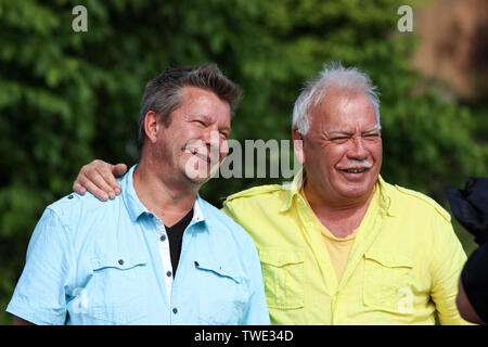 Helsinki Pride Parade 2015 nach - Partei in Kaivopuisto Park in Helsinki, Finnland Stockfoto