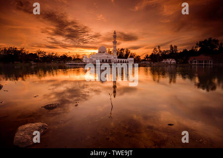 Tengku Tengah Zaharah Moschee in Kuala Terengganu Terengganu, Malaysia Stockfoto