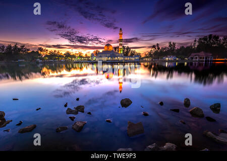 Tengku Tengah Zaharah Moschee in Kuala Terengganu Terengganu, Malaysia Stockfoto